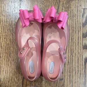 Mini Melissa pink Ultragirl Classy shoes, size 10. Excellent condition.